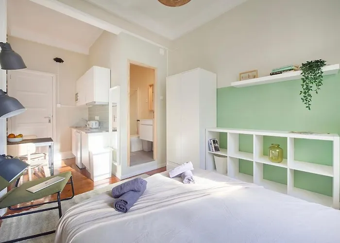 Cozy Marques De Pombal Apartman Lisboa